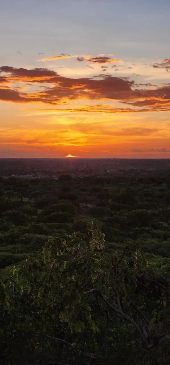 Red Dunes of Vilanculo — The sky at dusk
