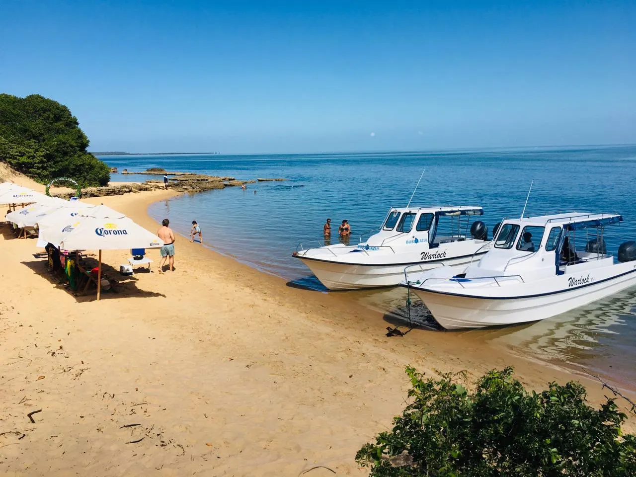 Maputo Bay and Inhaca — The boats on Santa Maria beach